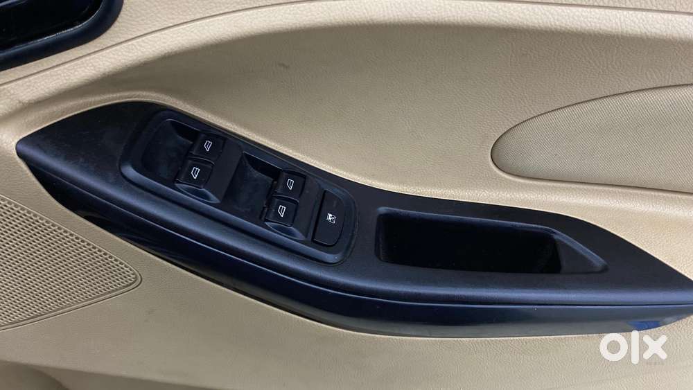 Ford Figo Aspire Trend, 2015, Petrol