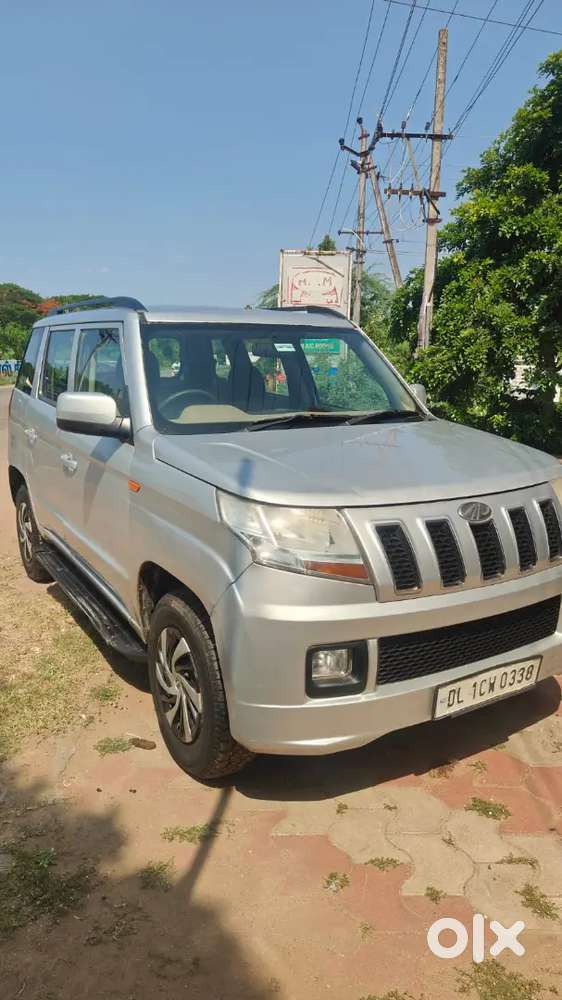 Mahindra Tuv 300 2017 Diesel Plus - Dl Registered