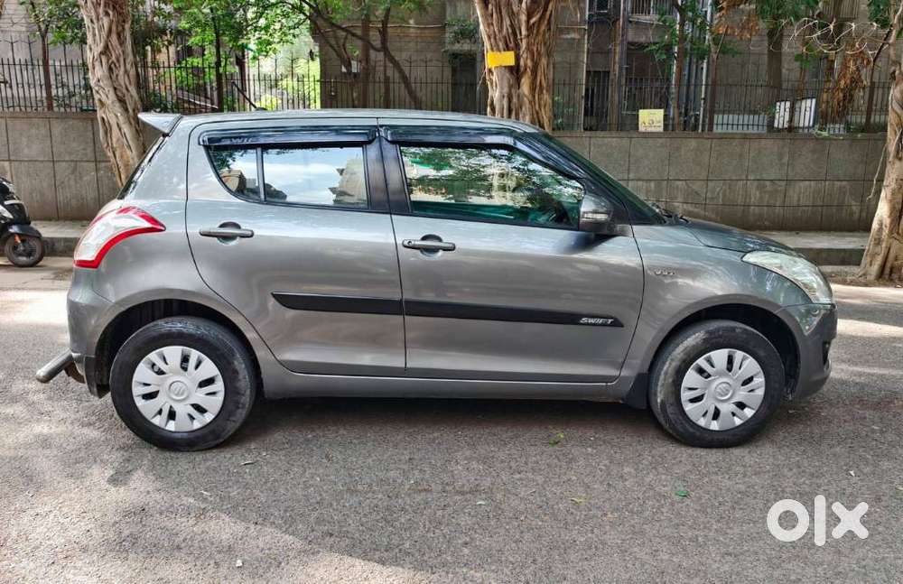 Maruti Suzuki Swift Vxi 1.2 Abs Bs-iv, 2014, Petrol