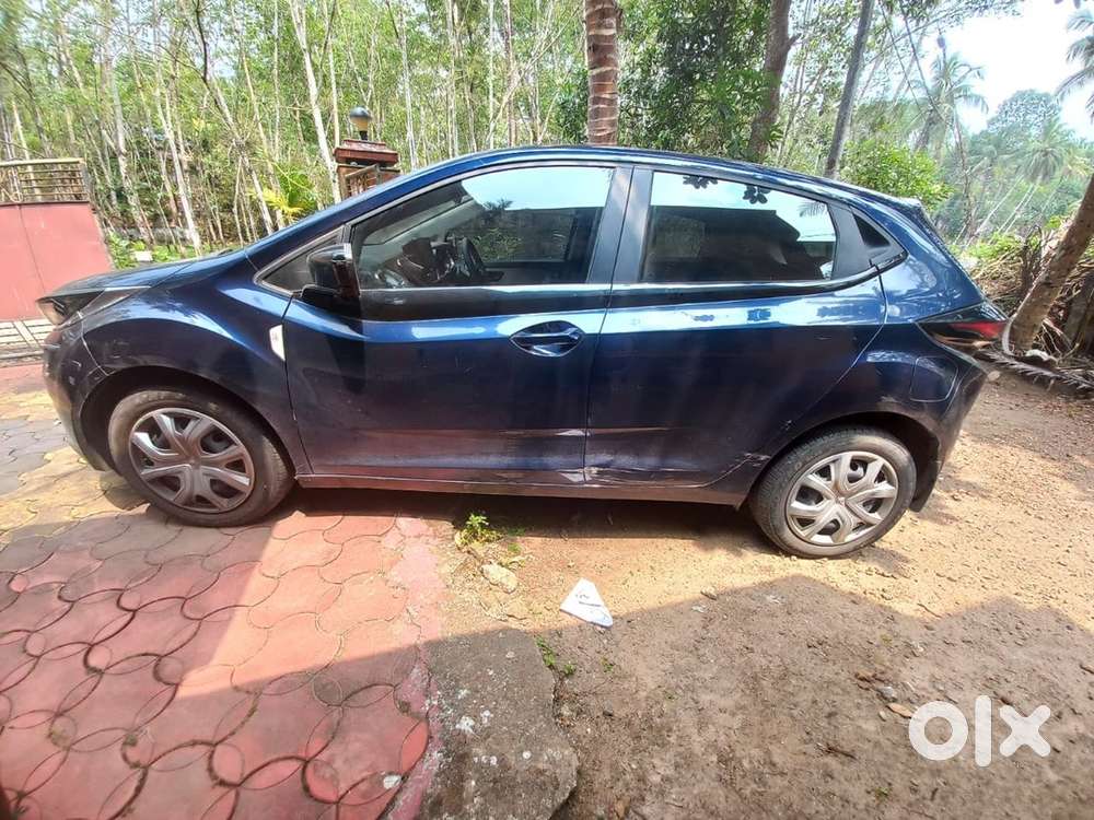 Tata Altroz 2023 Petrol Well Maintained