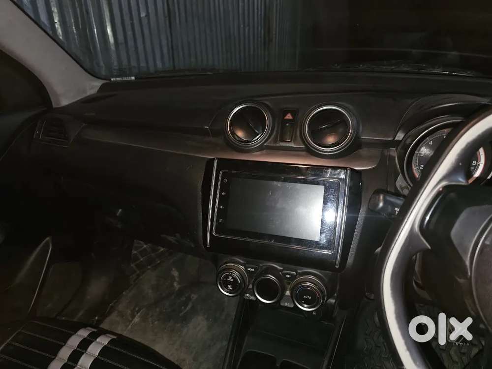 Maruti Suzuki Swift 2023 Zxi  Bank 430000