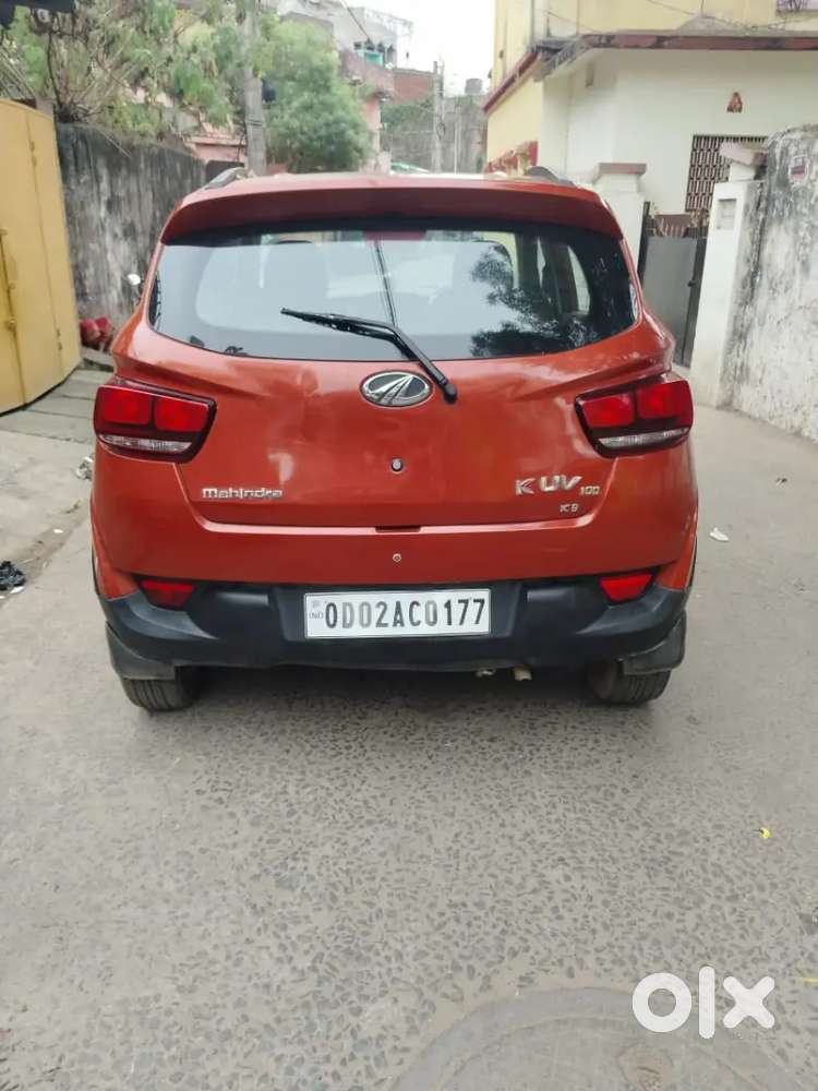 Mahidnra Kuv100 K8 Top Model