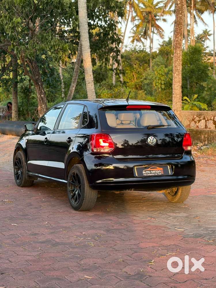 Volkswagen Polo Petrol Highline 1.2l, 2011, Petrol