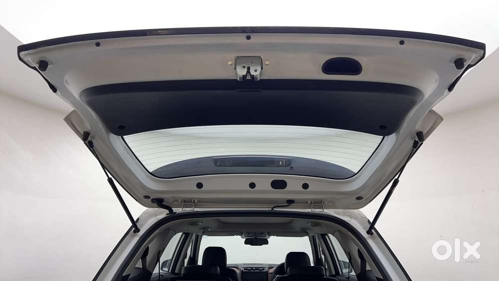 Hyundai Alcazar Signature (o) 6 Str 1.5 Petrol Dct, 2023, Petrol
