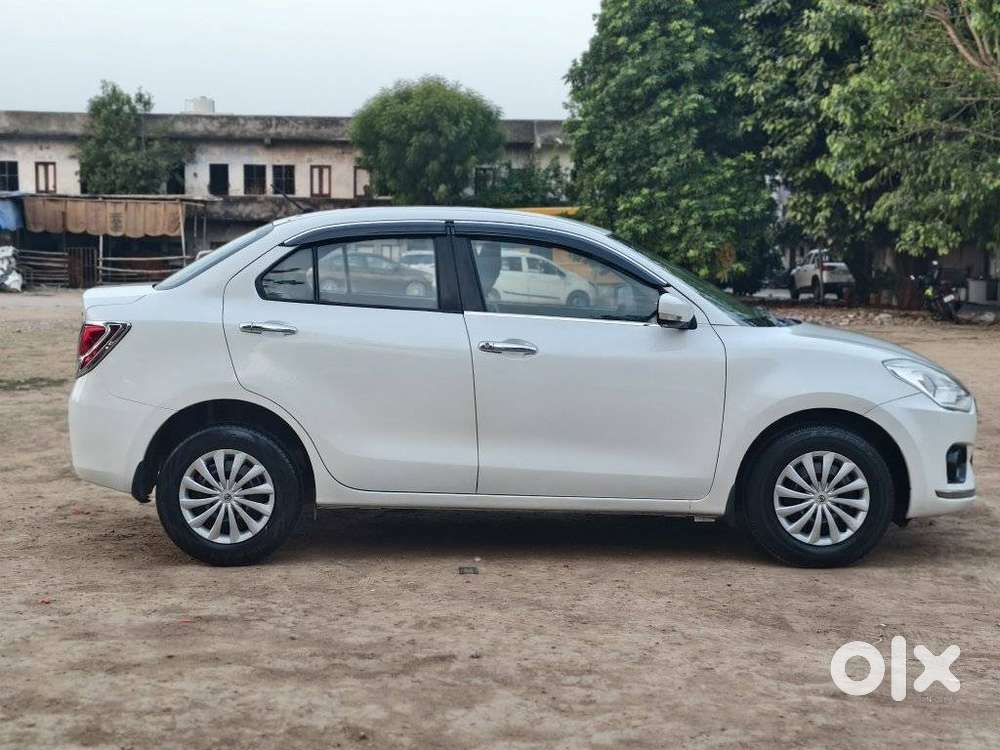 Maruti Suzuki Swift Dzire 1.3 Vxi, 2019, Petrol