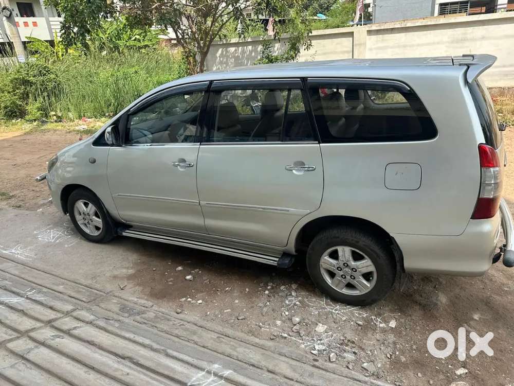 Toyota Innova 2.5 V 2008, Who Wants Genuine 7 Seater In Low Budget.