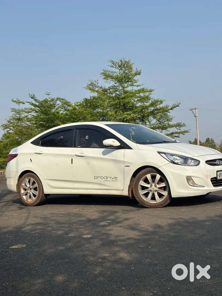 Hyundai Verna 2012 Diesel 127000 Km Driven