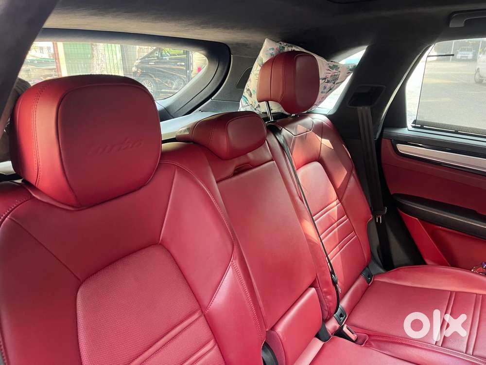 Porsche Cayenne Turbo, 2022, Petrol