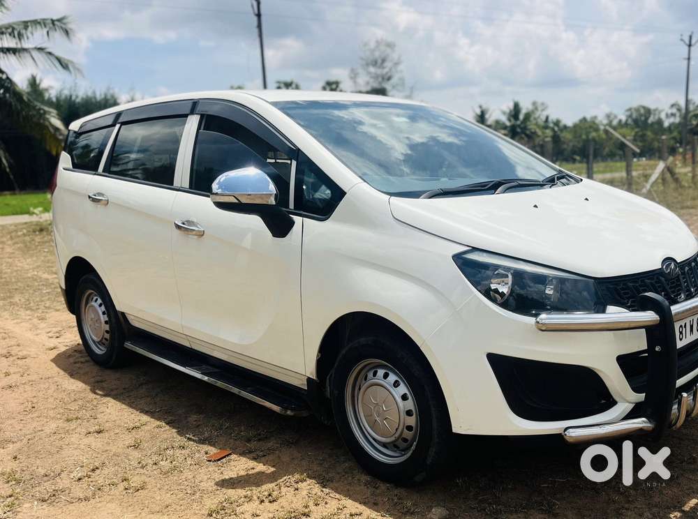 Mahindra Marazzo M2, 2018, Diesel