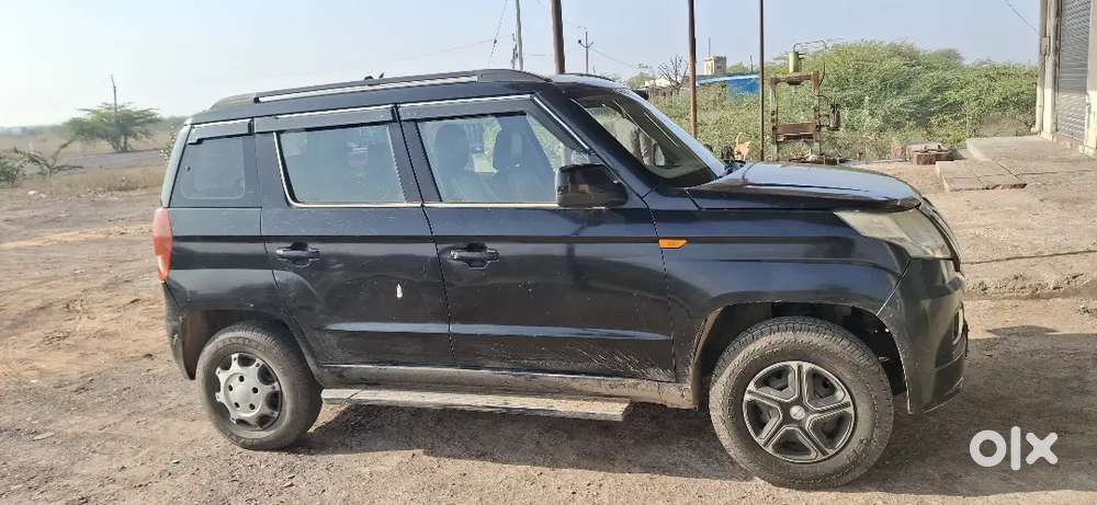 Mahindra Tuv 300 2017