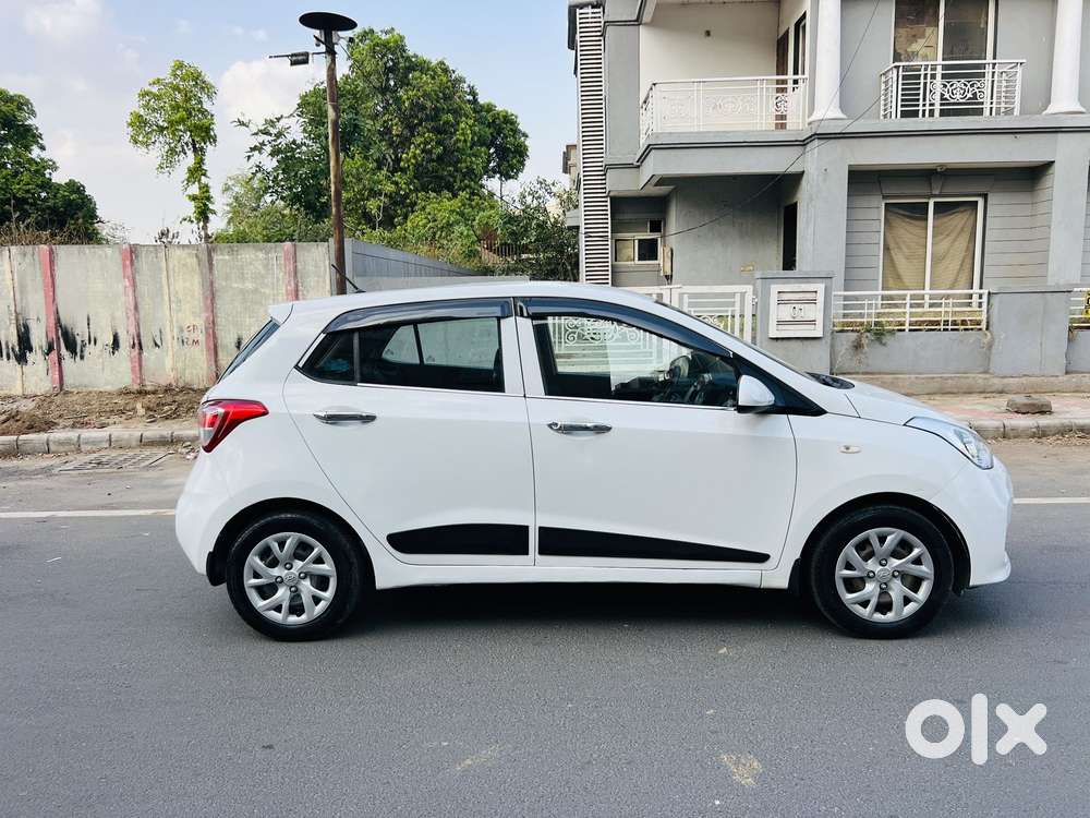 Hyundai Grand I10 Sportz O 1.2, 2017, Cng & Hybrids