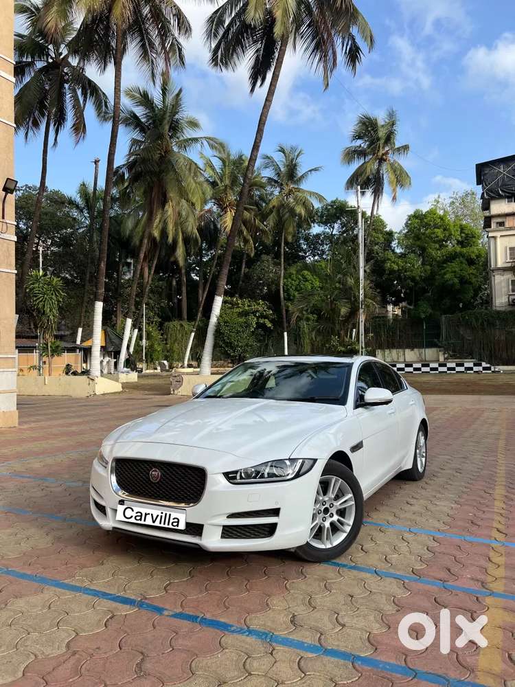 Jaguar Xe Portfolio, 2016, Petrol