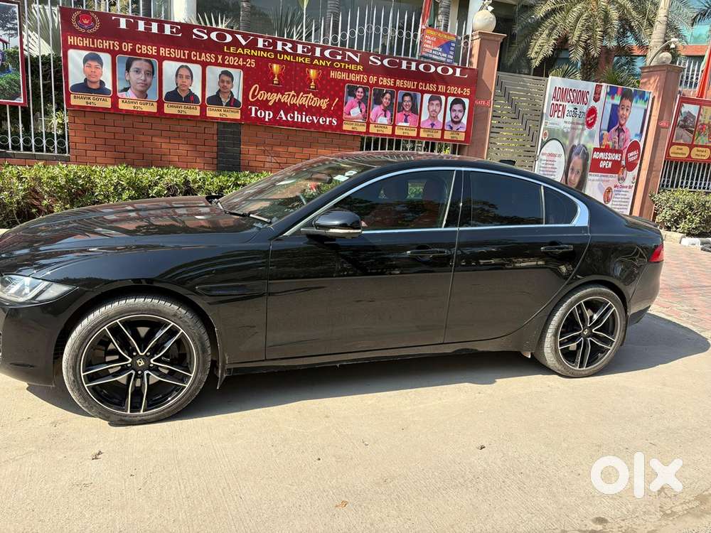 Luxurious Jaguar Xe  2018  Petrol 68800 Wsr