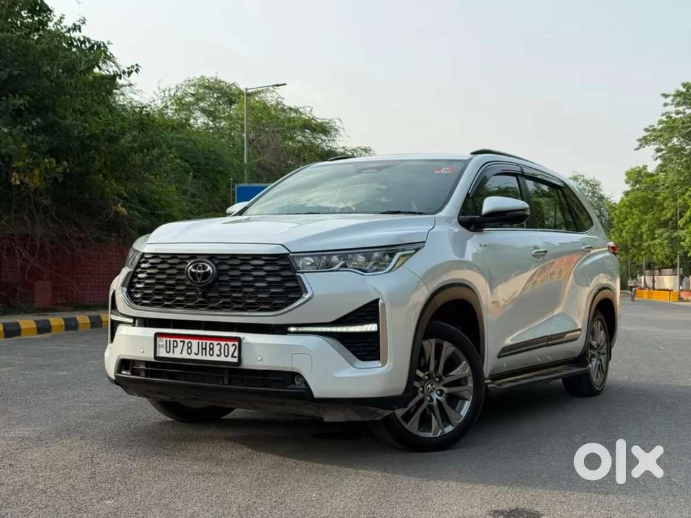 Toyota Innova Hycross 2.0 Zx Hybrid 7 Str, 2025, Petrol