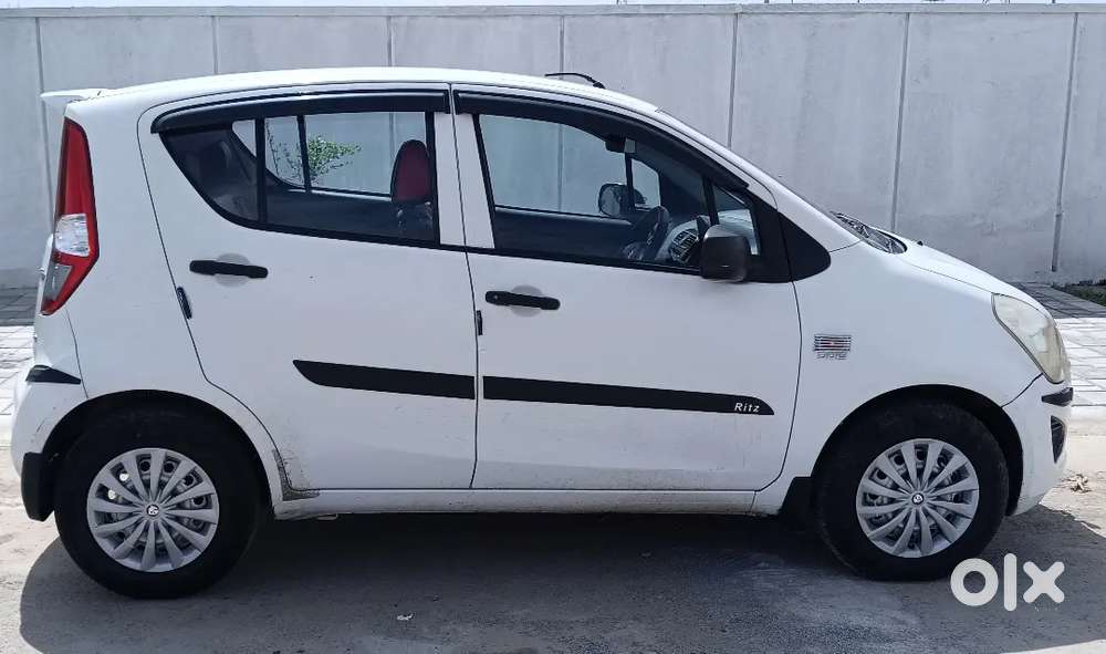 Maruti Suzuki Ritz 2016 Diesel 75411 Km Driven