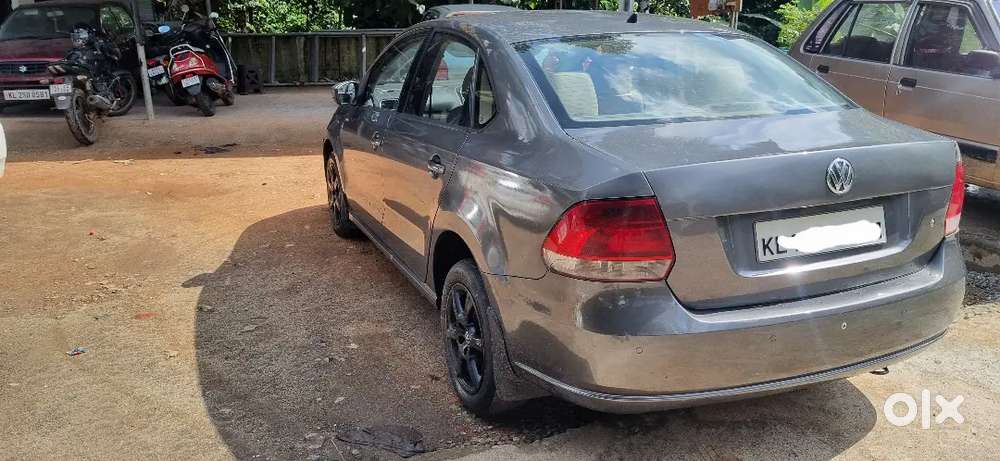 Volkswagen Vento 1.6 Highline 2014