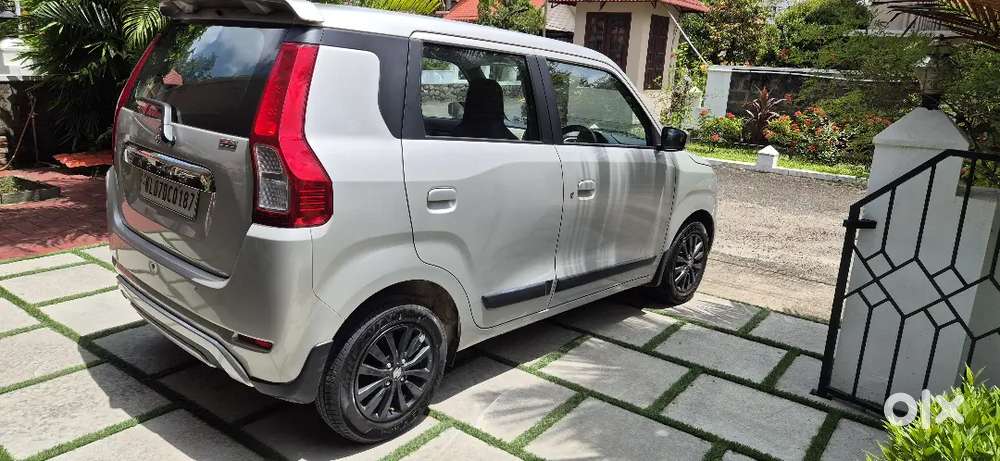 Maruti Suzuki Wagon R, Automatictop End Model.