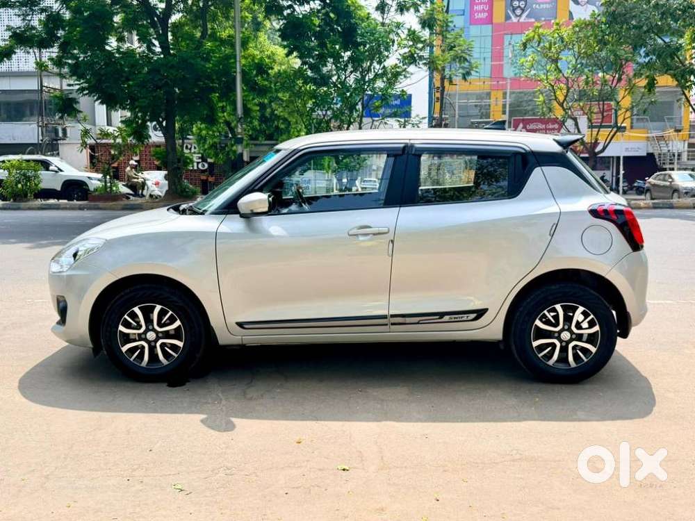 Maruti Suzuki Swift Vxi + Manual, 2021, Petrol