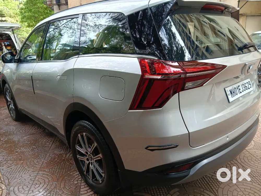 Mahindra Xuv700 2023 Petrol 30000 Km Driven