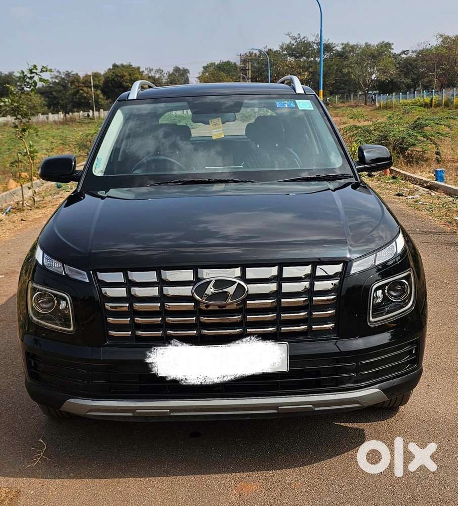 Hyundai Venue Petrol 2022