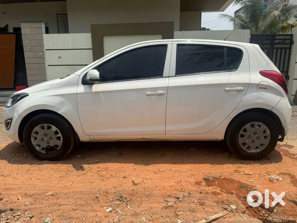 Hyundai I20 2012 Petrol Well Maintained