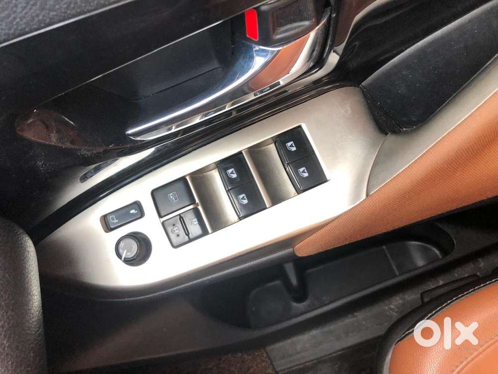 Toyota Innova Crysta [2020-ongoing] 2.7 Zx At 7 Str, 2022, Petrol