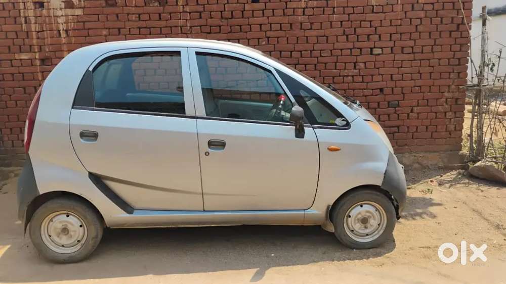 Tata Nano 2012