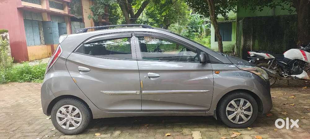 Hyundai Eon Sportz 2012
