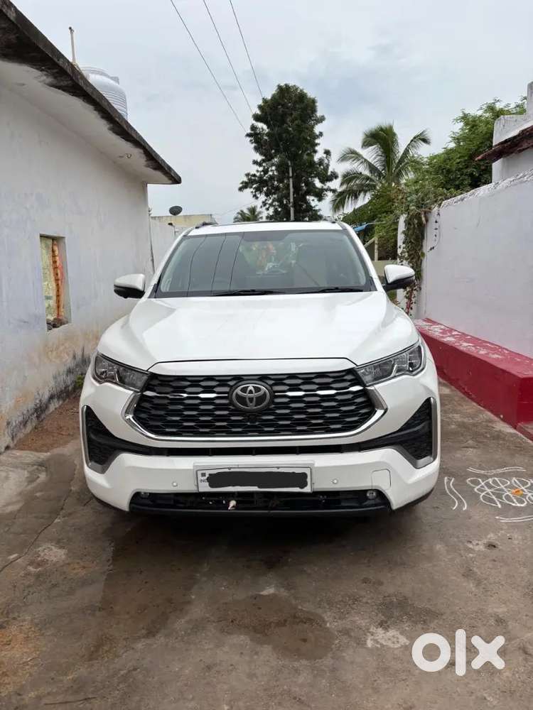 Toyota Innova Hycross 2023 Hybrid Zx