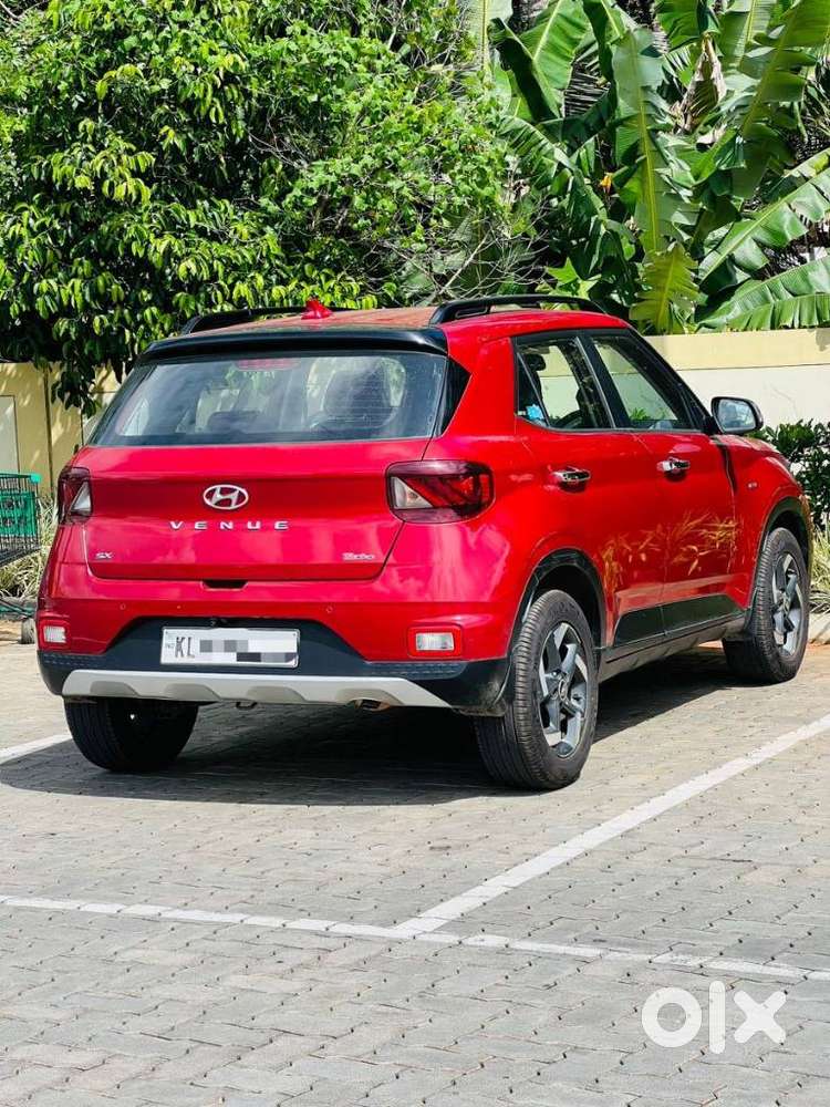 Hyundai Venue Sx Plus Turbo Dct, 2019, Petrol