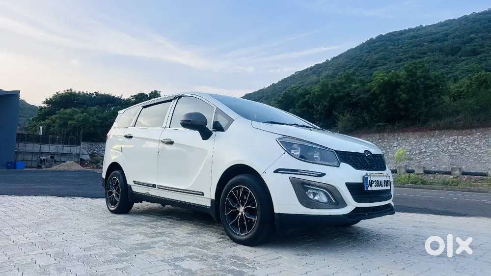 Mahindra Marazzo Diesel 2019