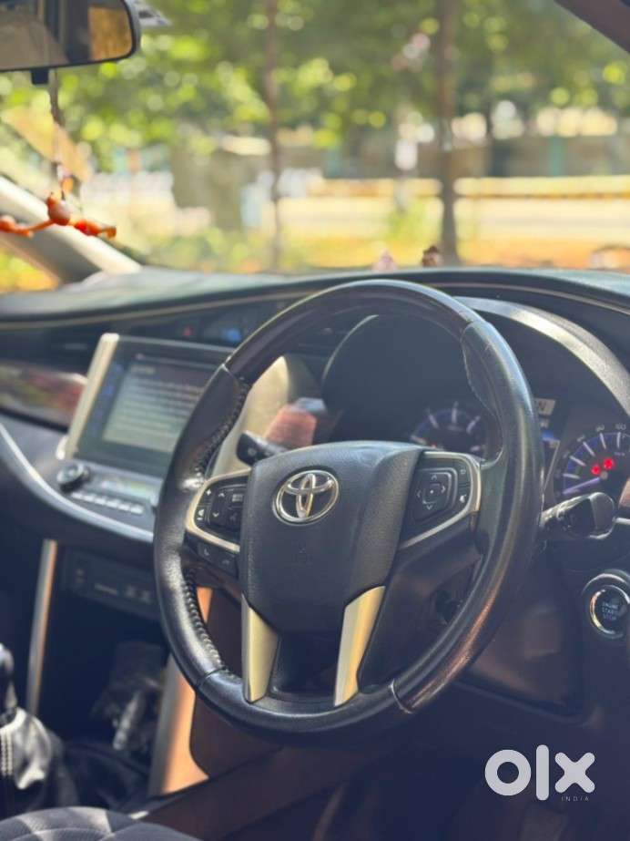 Toyota Innova Crysta [2020-ongoing] 2.4 Zx At 7 Str, 2019, Petrol