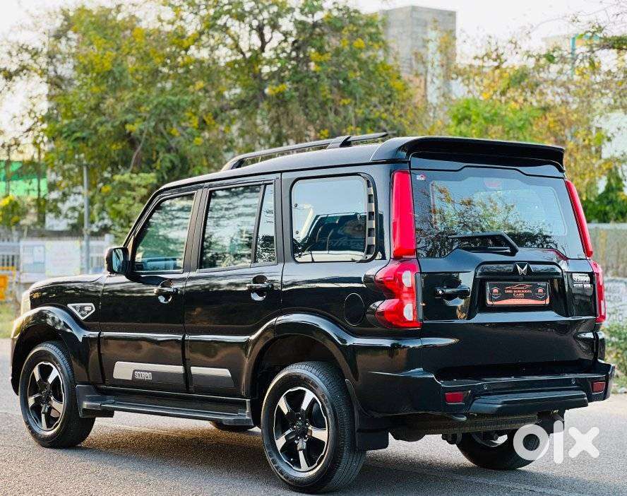 Mahindra Scorpio Classic 2.2 S 11 Mt 7 Str, 2024, Diesel