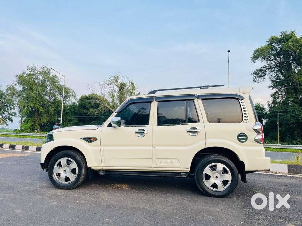 Mahindra Scorpio S4 Plus, 2017, Diesel