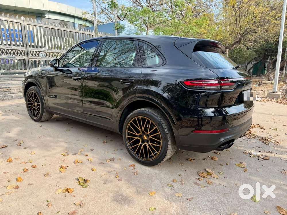 Porsche Cayenne 2023 Petrol Good Condition