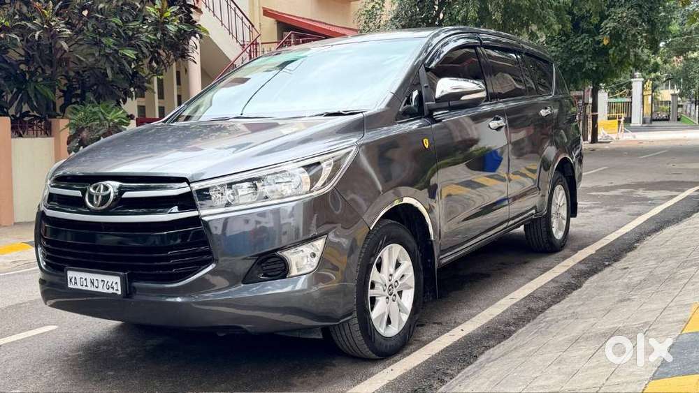 Toyota Innova Crysta 2.4 G Mt, 2016, Diesel