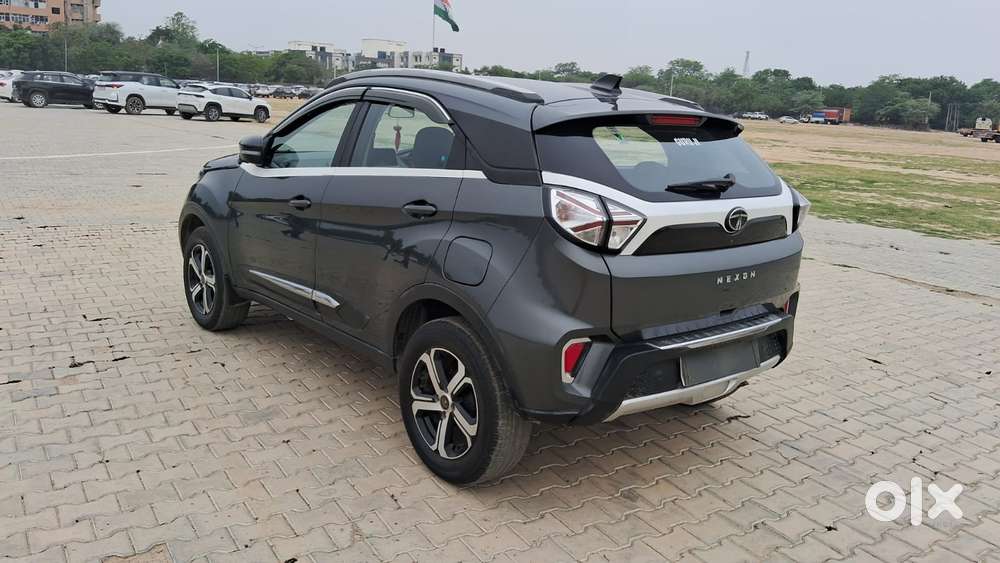 Tata Nexon 1.2 Revotron Xza Plus, 2022, Petrol