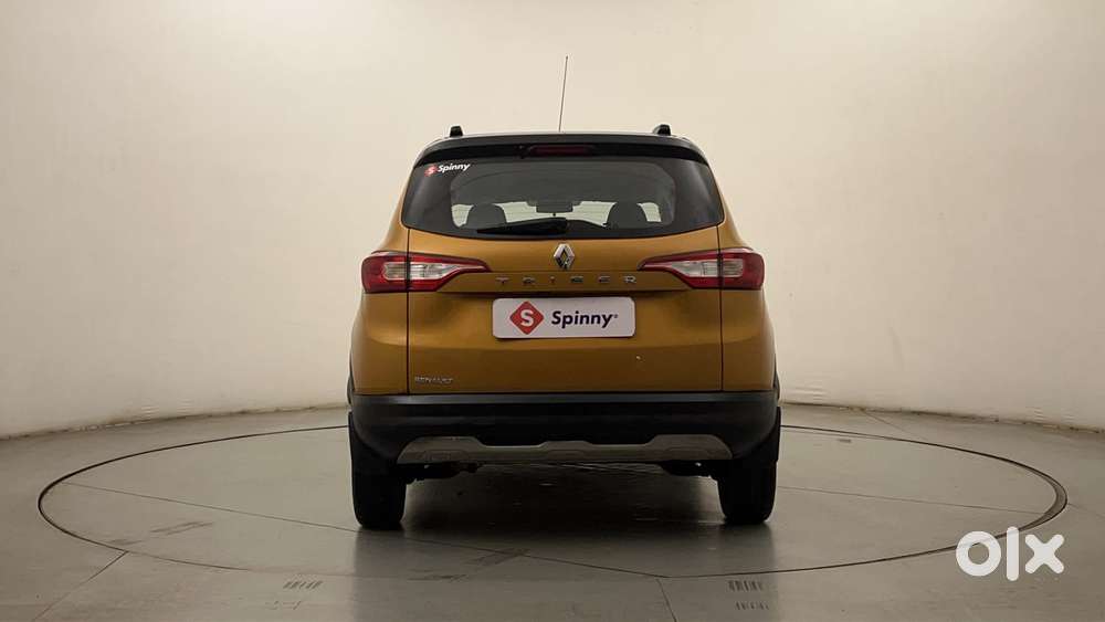 Renault Triber 1.0 Rxz Dual Tone, 2022, Petrol