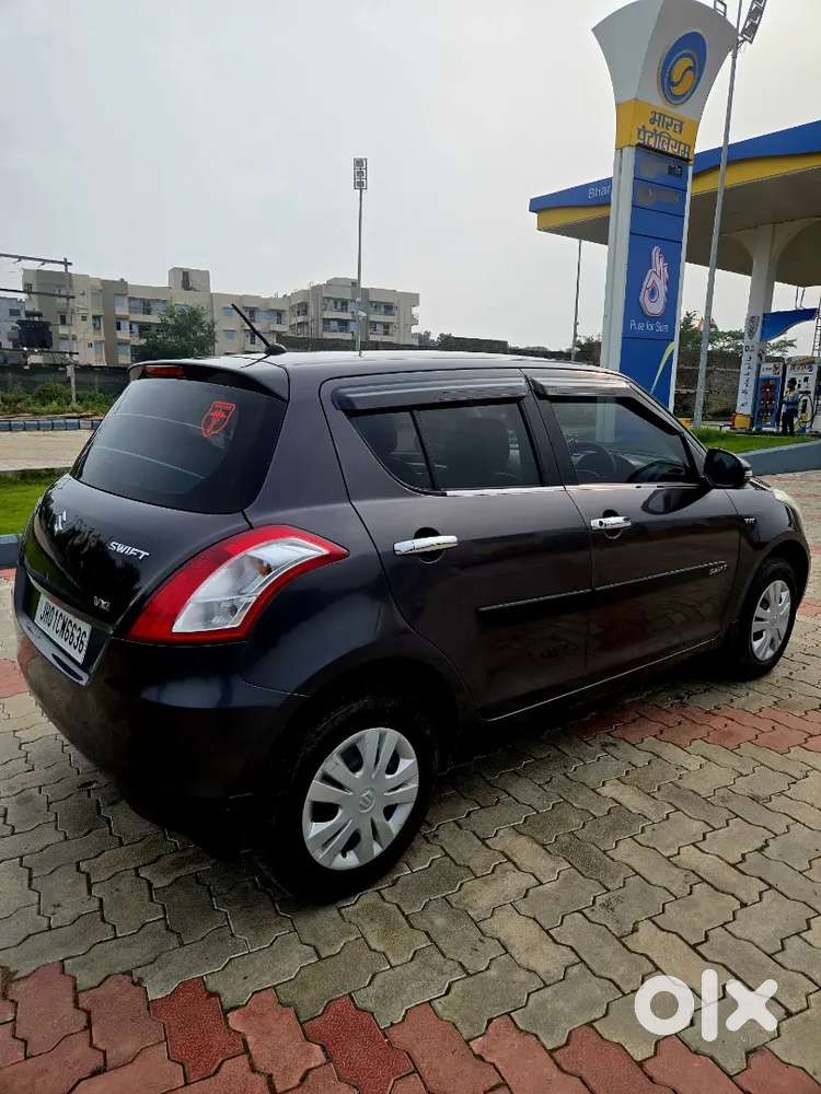 Maruti Suzuki Swift 2017 Vxi 4200 Km 1st Owner