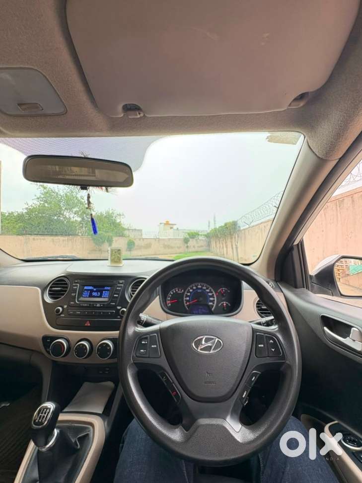Hyundai Grand I10 [ ] 1.2 Kappa Vtvt Sportz, 2016, Petrol