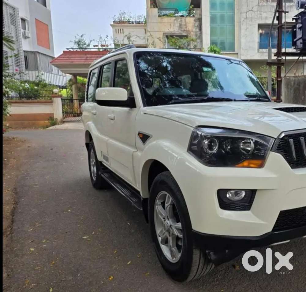 Mahindra Scorpio Classic 2016 Diesel Automatic