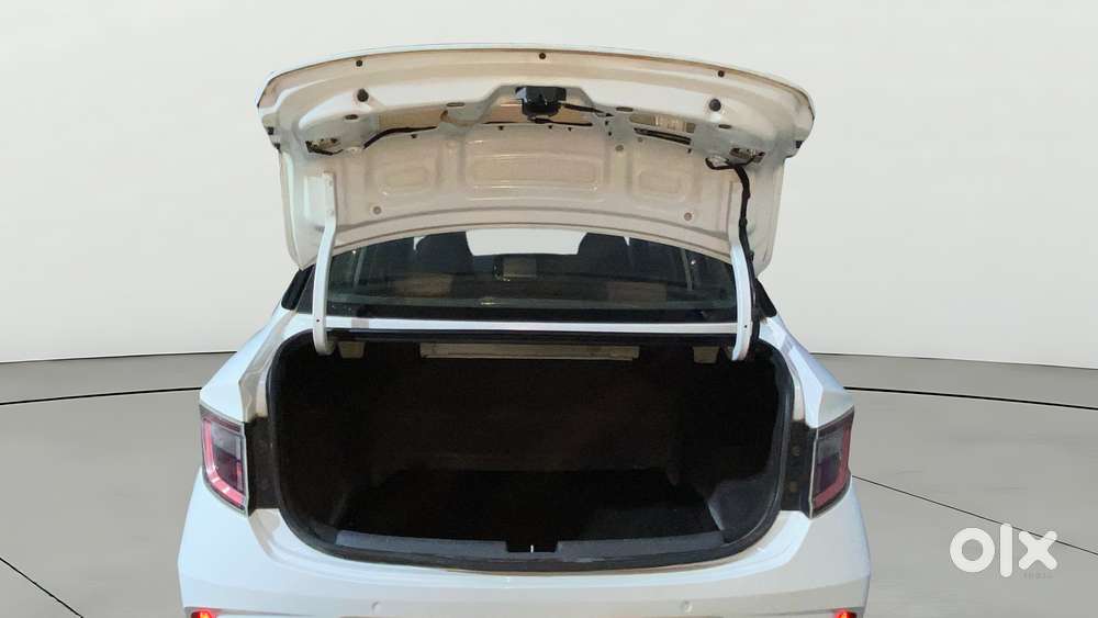 Hyundai Aura Sx Plus Automatic, 2021, Petrol