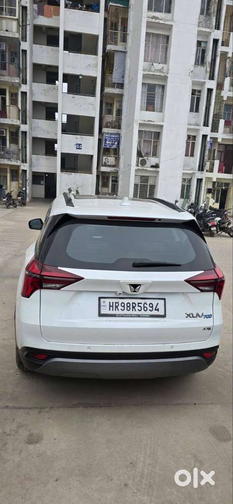 Mahindra Xuv700 2024 Petrol 5500 Km Driven