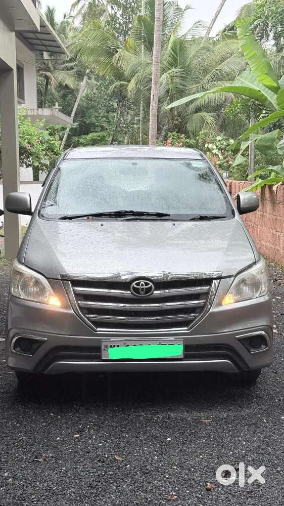 Toyota Innova 2016 Year