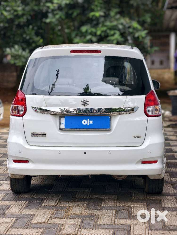 Maruti Suzuki Ertiga Vxi Abs Bs Iv, 2018, Petrol
