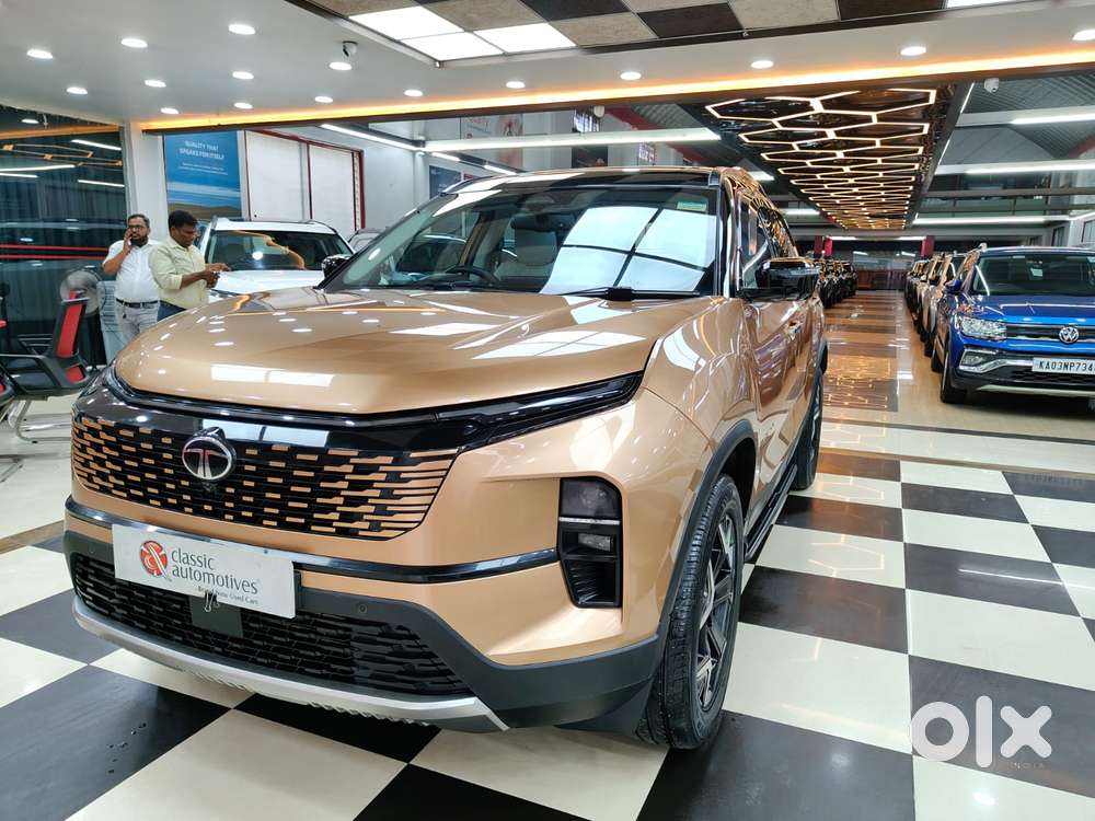 Tata Safari Accomplished Plus Dark Edition, 2024, Diesel