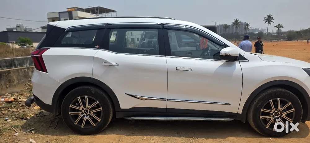 Mahindra Xuv700 2025 Diesel 10000 Km Driven
