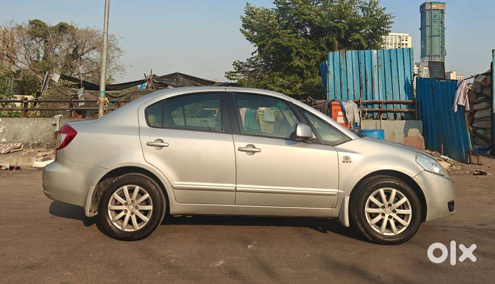 Maruti Suzuki Sx4 Zxi Mt Bsiv, 2012, Petrol