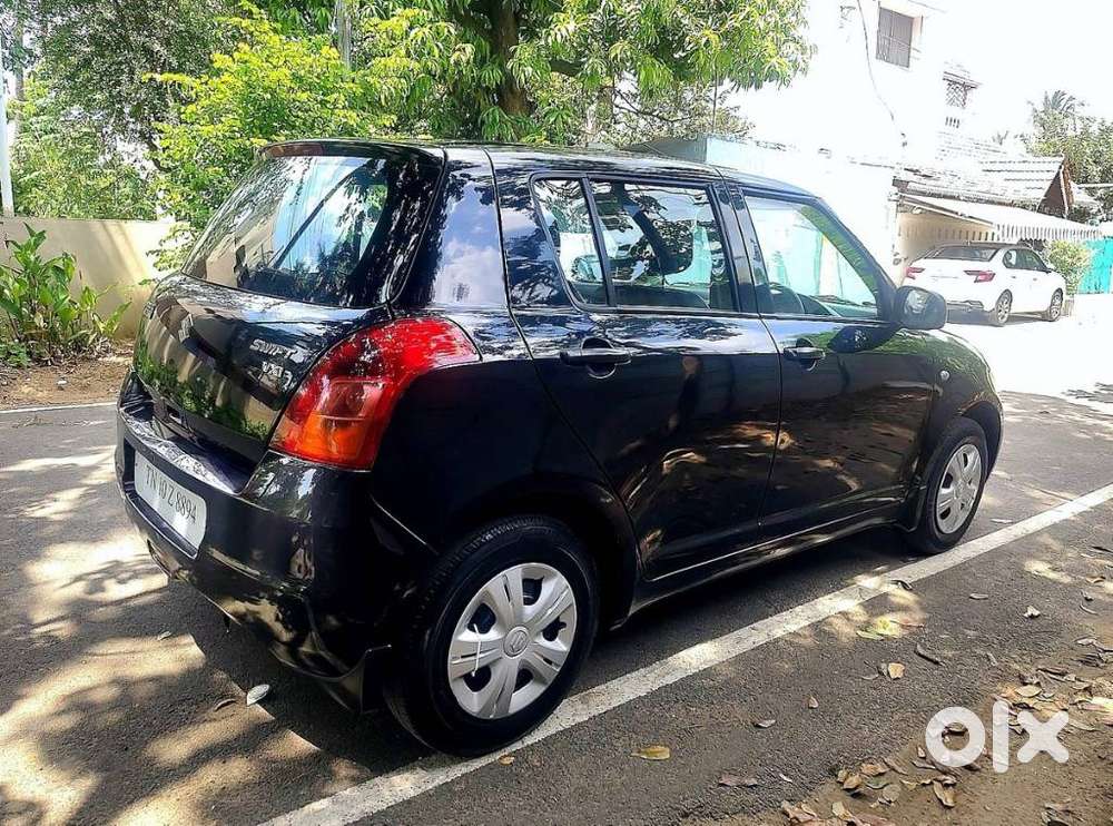 Maruti Suzuki Swift Vxi Bsiv, 2010, Petrol