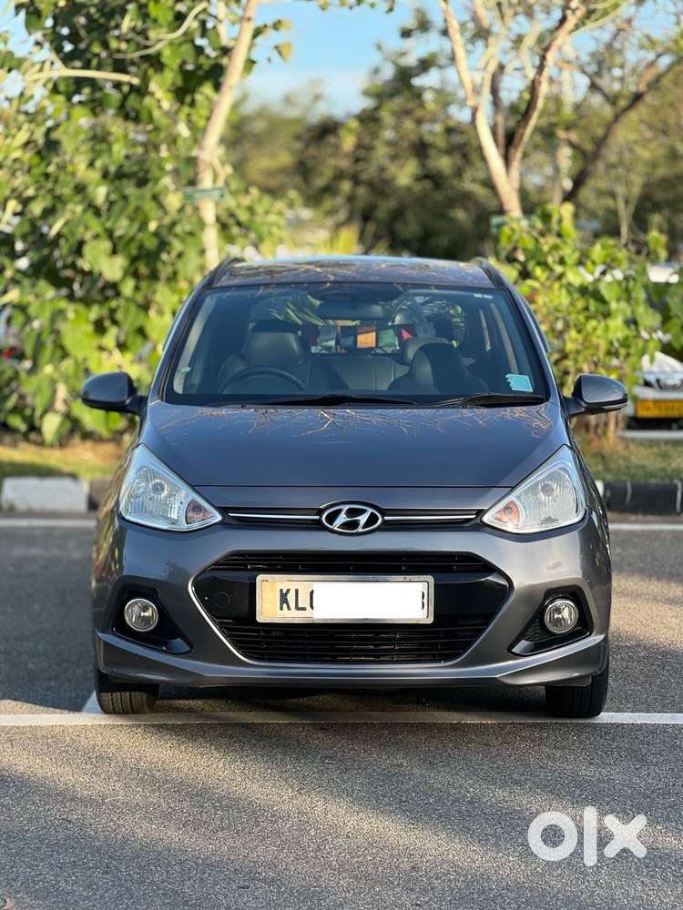 Hyundai Grand I10 Asta Option, 2016, Petrol